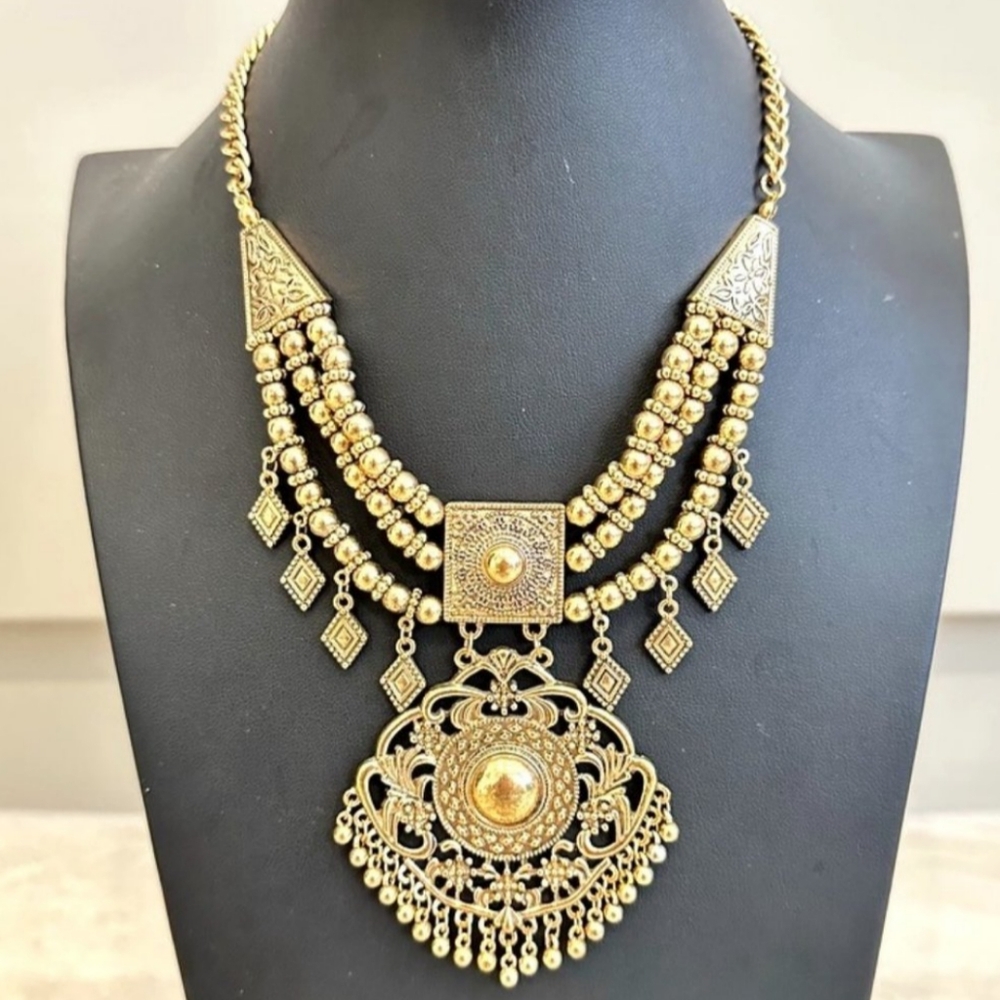 ***SALE*** Gold Tone Statement Tribal Ethnic Gypsy Necklace - Picture 2 of 4